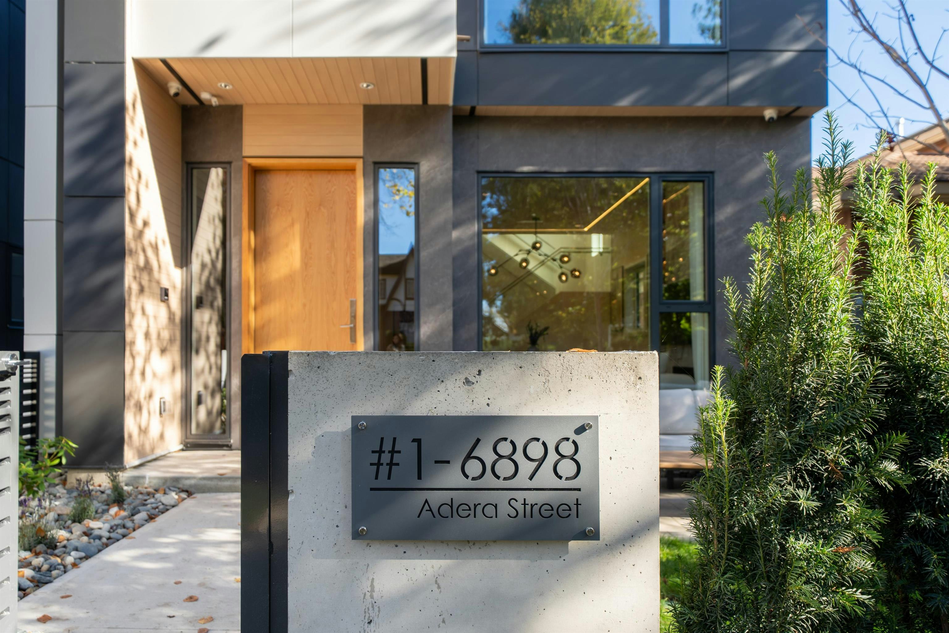 1-6898 Adera Street, Vancouver, BC, V6P 5C3