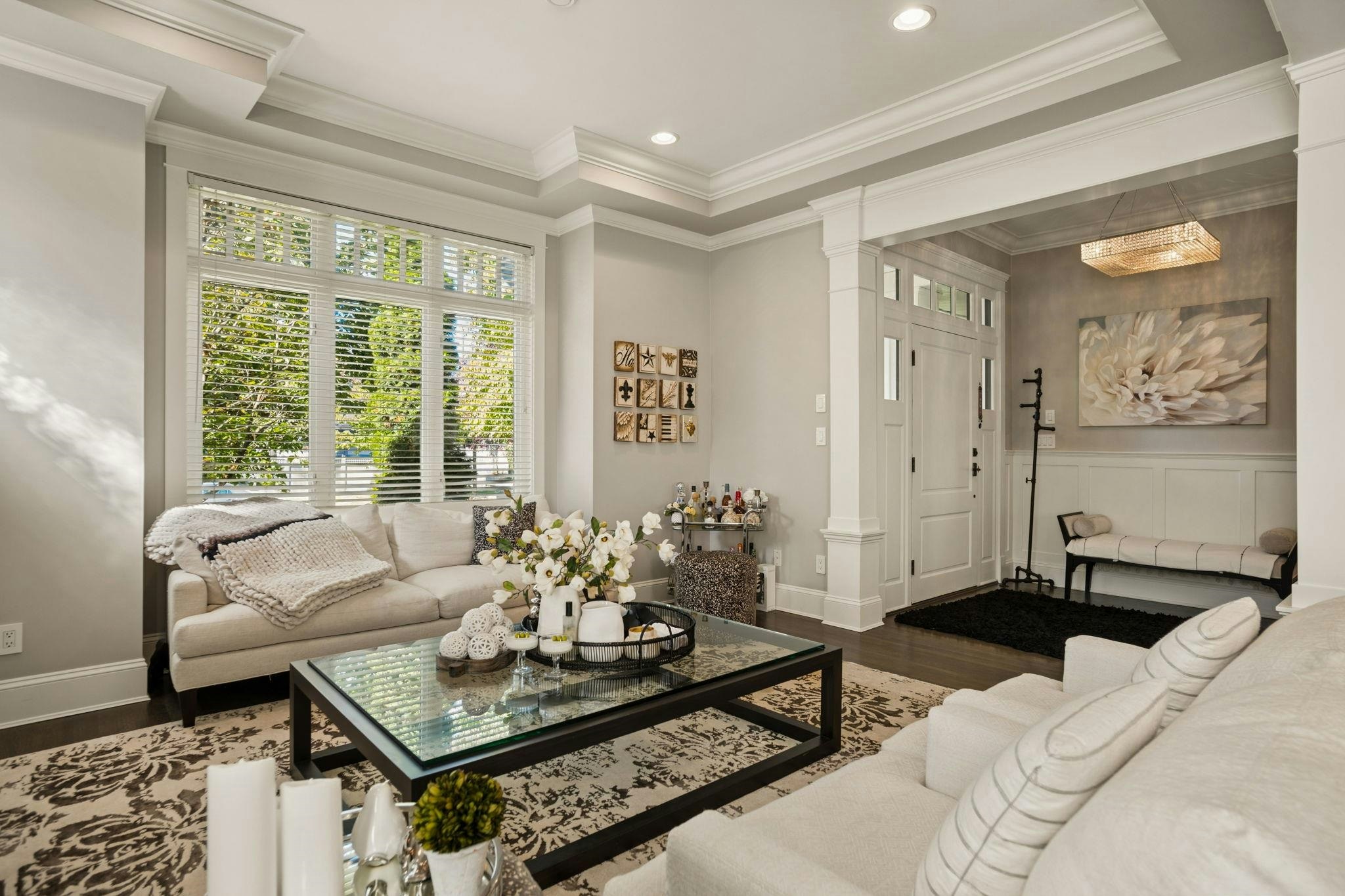5562 Crown Street - 5