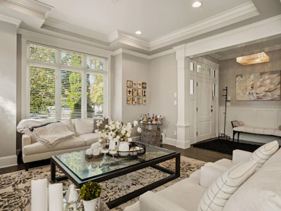 5562 Crown Street - 5