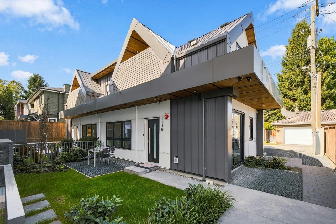 1135 W 33rd Avenue, Vancouver, BC, V6M 1A3