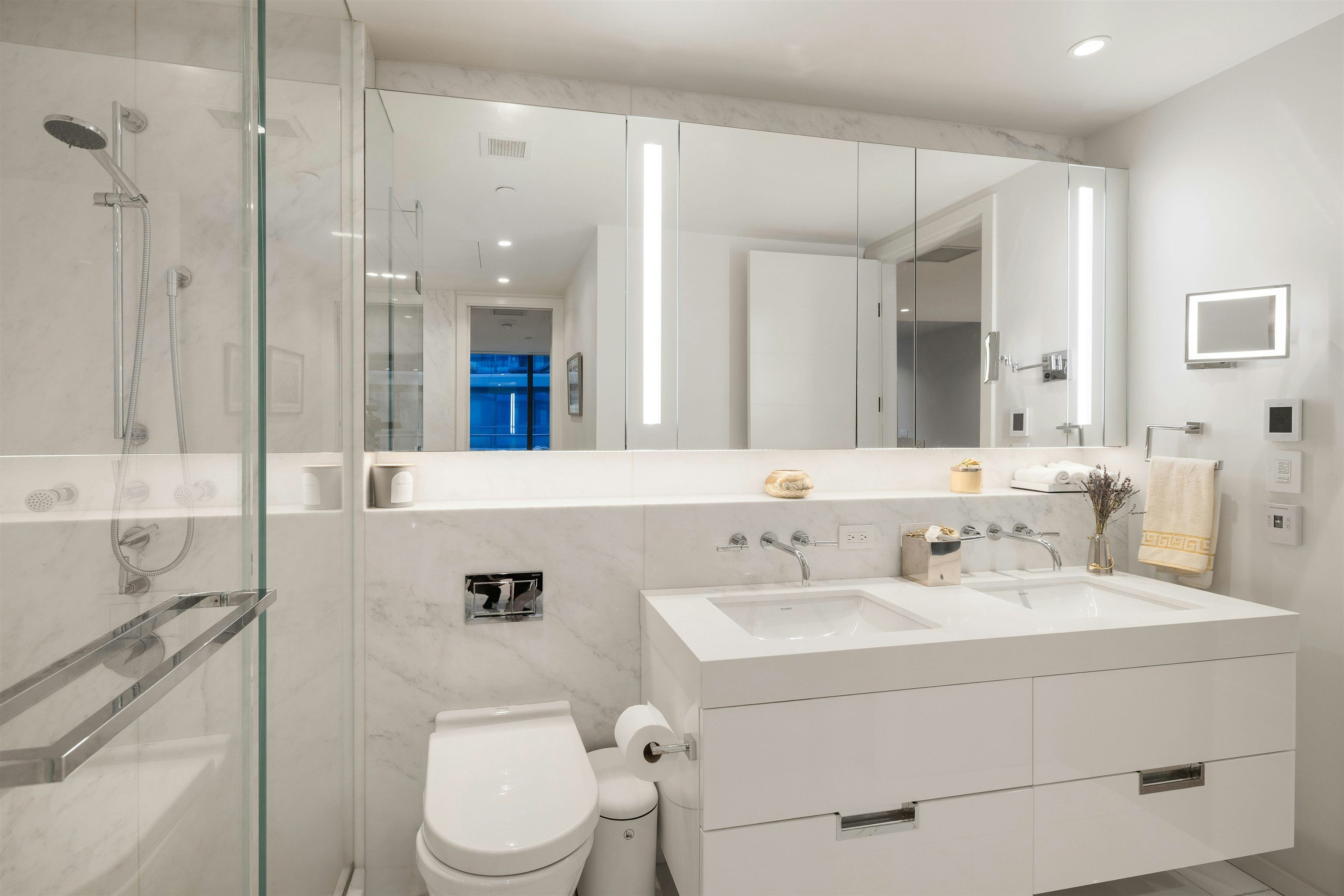 402-1355 Bellevue Avenue, West Vancouver, BC, V7T 0B4 - 19