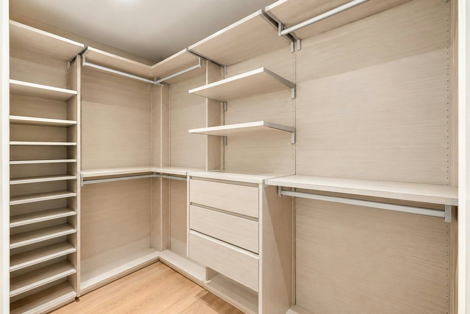 402-1355 Bellevue Avenue, West Vancouver, BC, V7T 0B4 - 24