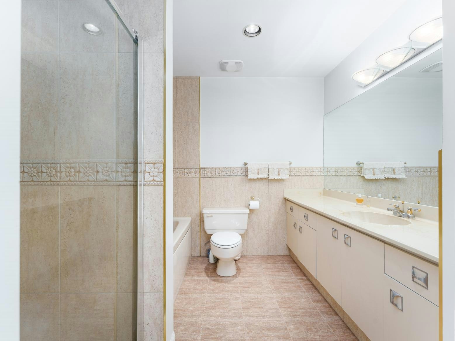 1450 W 40th Avenue, Vancouver, BC, V6M 1V6 - 16