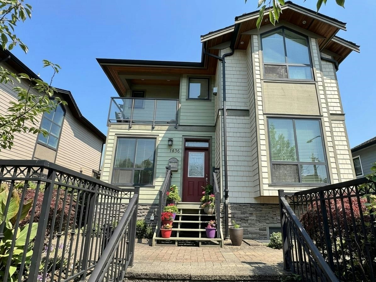1436 Bewicke Avenue, North Vancouver, BC, V7M 3B8
