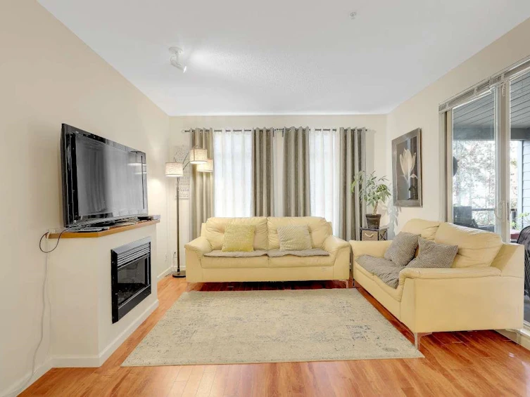 229-15380 102a Avenue, Surrey, BC, V3R 0B3 - 4