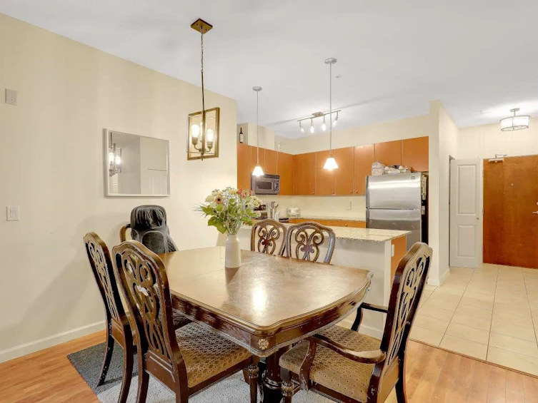229-15380 102a Avenue, Surrey, BC, V3R 0B3 - 9