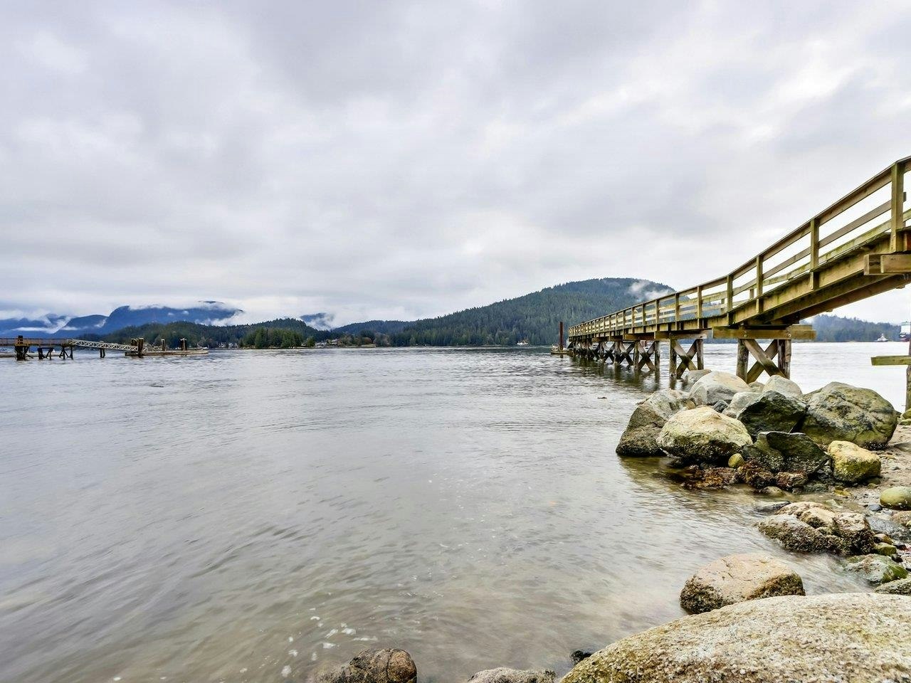 534 Beachview Drive, North Vancouver, BC, V7G 1P9 - 22