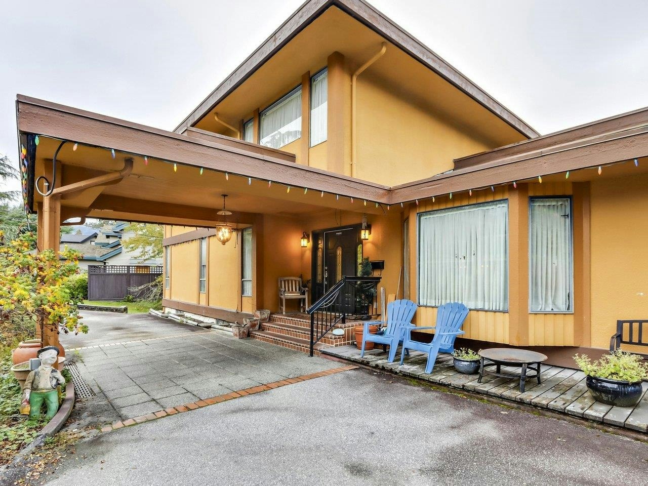 534 Beachview Drive, North Vancouver, BC, V7G 1P9 - 4
