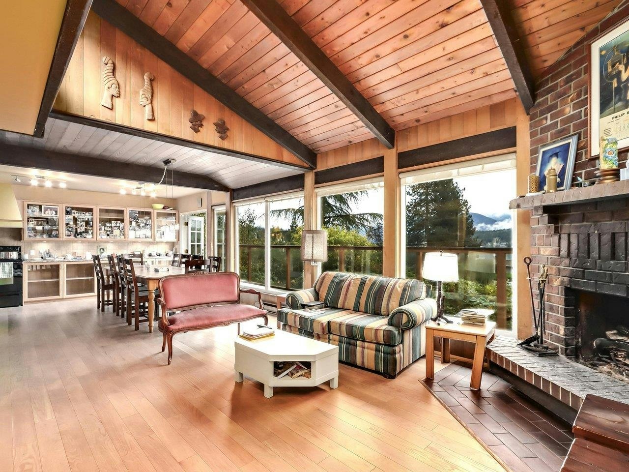 534 Beachview Drive, North Vancouver, BC, V7G 1P9 - 9