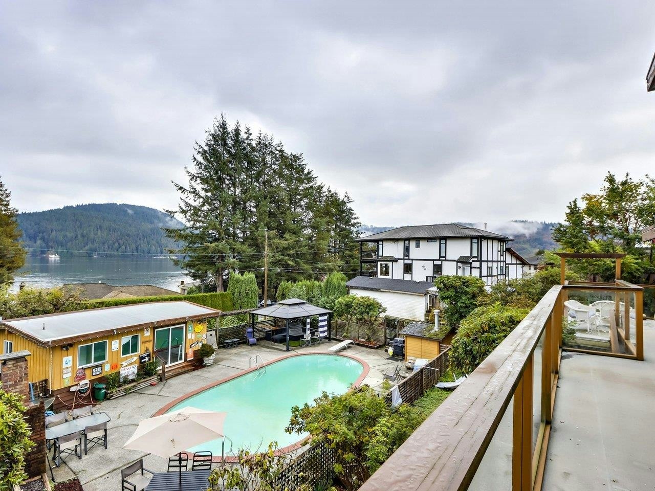 534 Beachview Drive, North Vancouver, BC, V7G 1P9 - 14