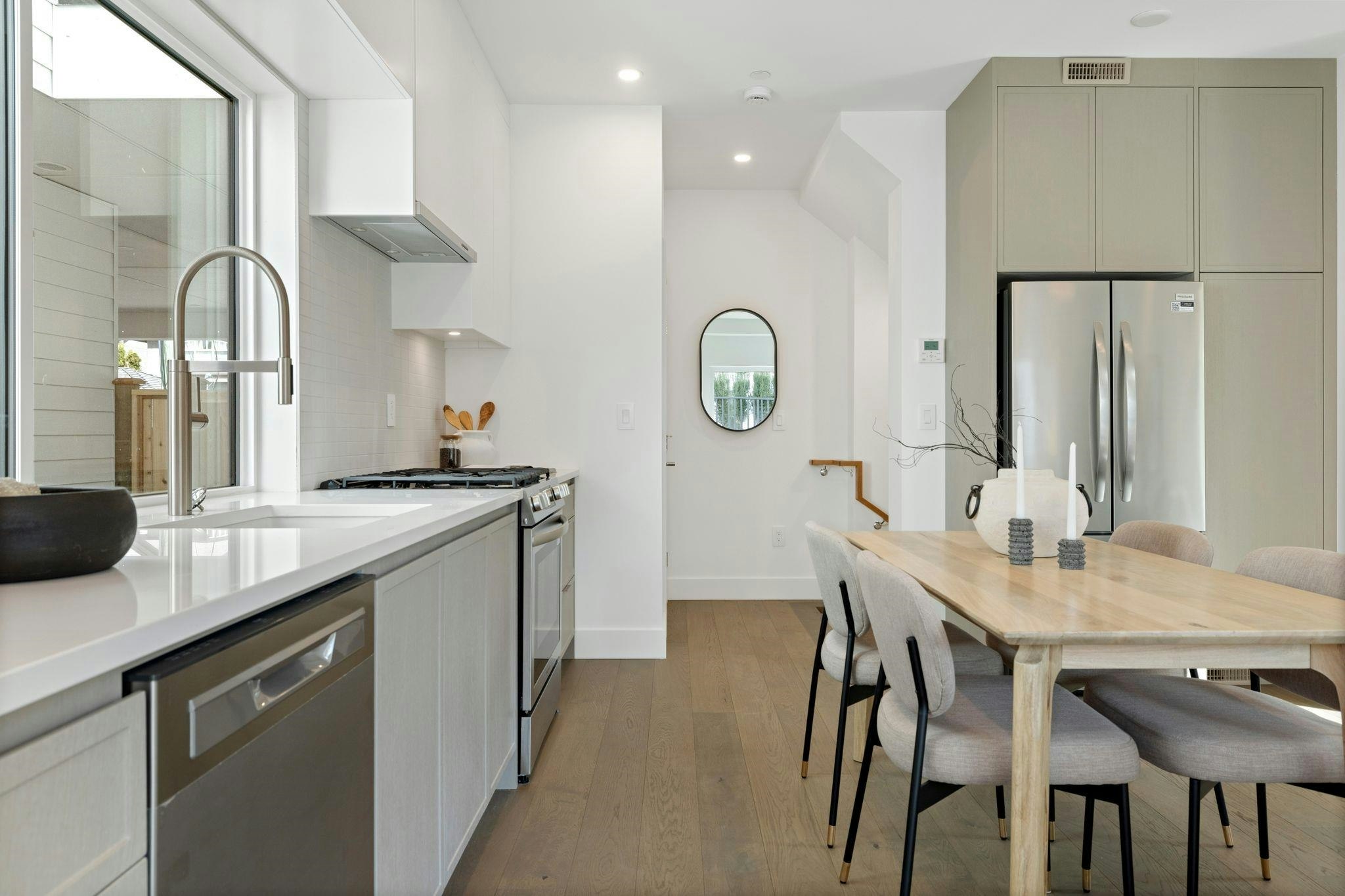 1-328 W 14th Street, North Vancouver, BC, V7M 1P6 - 6