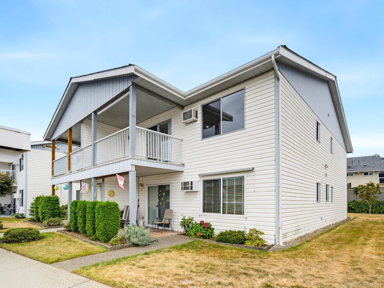 100-32691 Garibaldi Drive, Abbotsford, BC, V2T 5T7