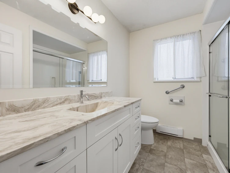 100-32691 Garibaldi Drive, Abbotsford, BC, V2T 5T7 - 17
