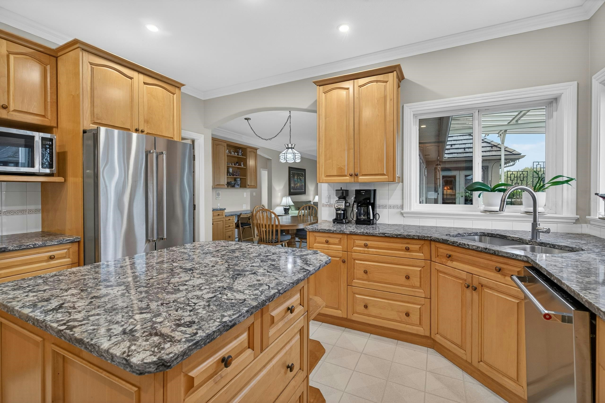 18055 98 Avenue, Surrey, BC, V4N 4V5 - 11
