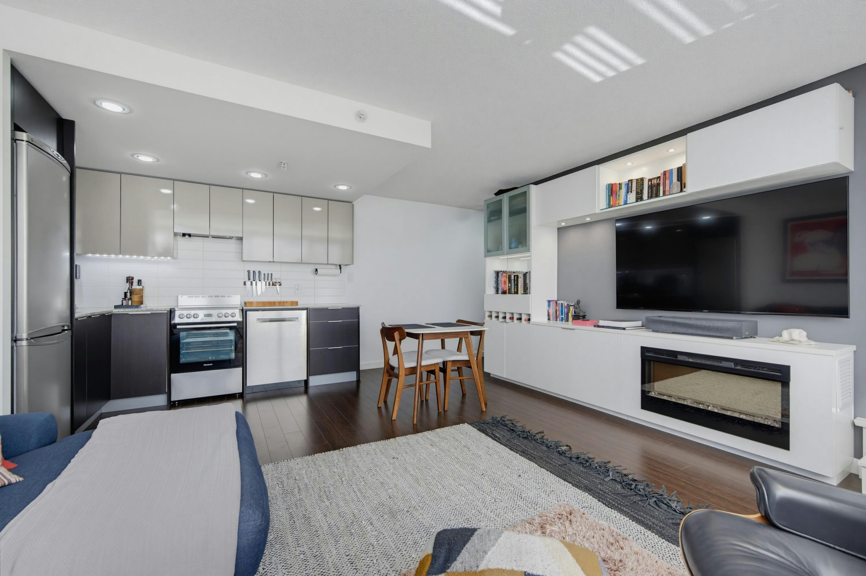 211-445 W 2nd Avenue, Vancouver, BC, V5Y 0E8 - 12