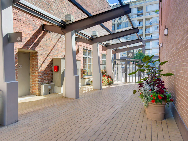 211-445 W 2nd Avenue, Vancouver, BC, V5Y 0E8 - 3