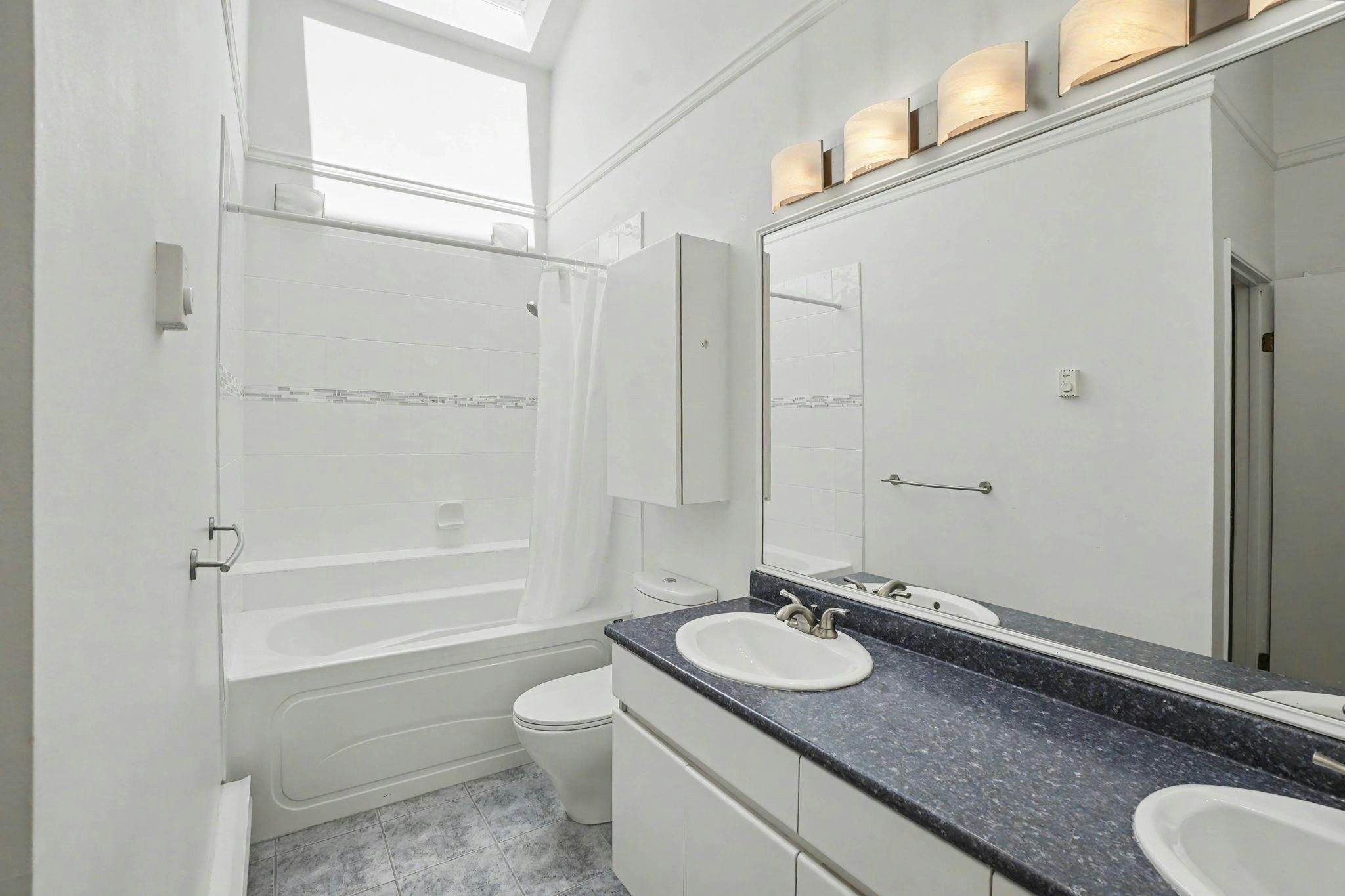 1868 W 15th Avenue, Vancouver, BC, V6J 2L1 - 18