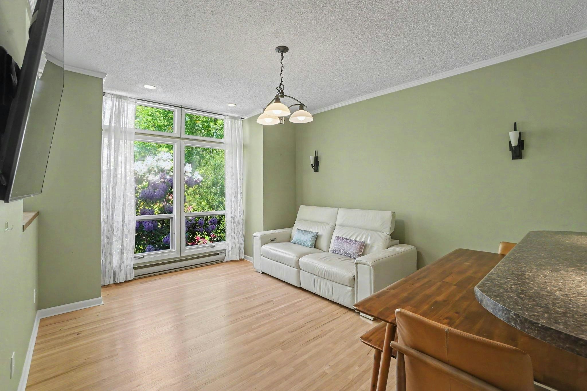 1868 W 15th Avenue, Vancouver, BC, V6J 2L1 - 6