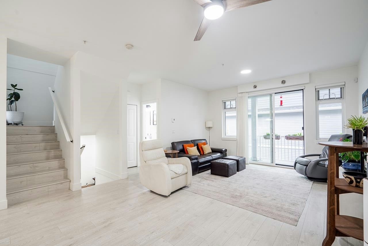 4-789 Ota Avenue, New Westminster, BC, V3M 0M7 - 4
