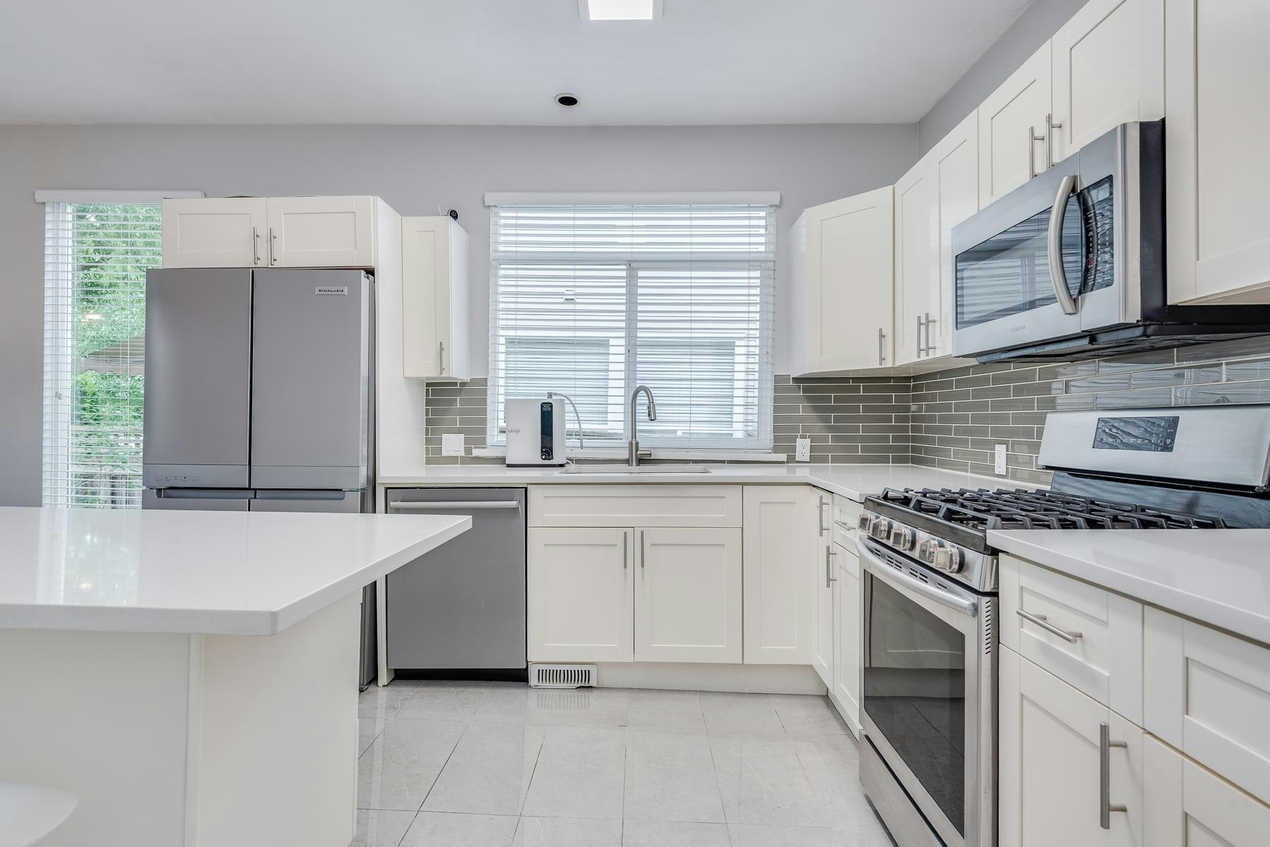 19777 Brighton Place, Pitt Meadows, BC, V3Y 2S5 - 18