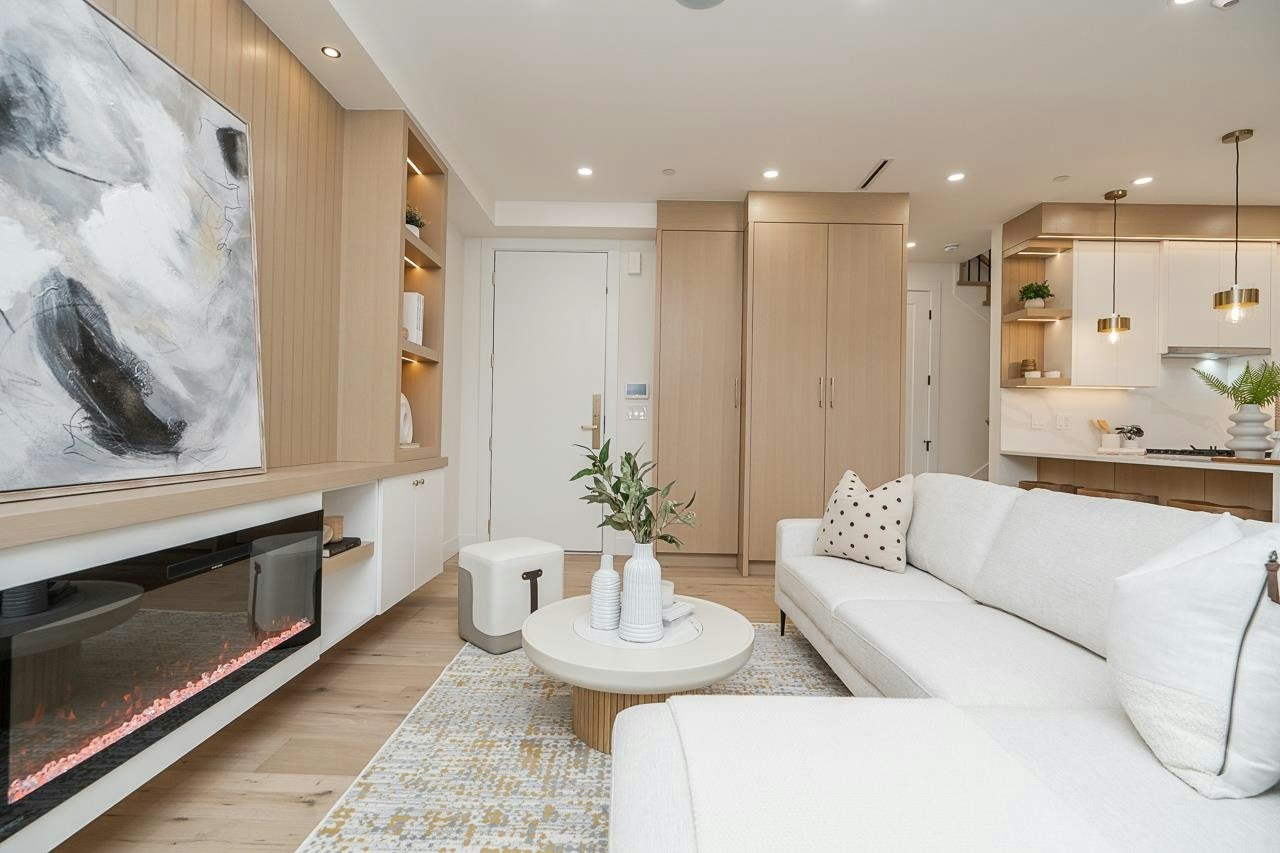 2-150 E 51st Avenue - 2