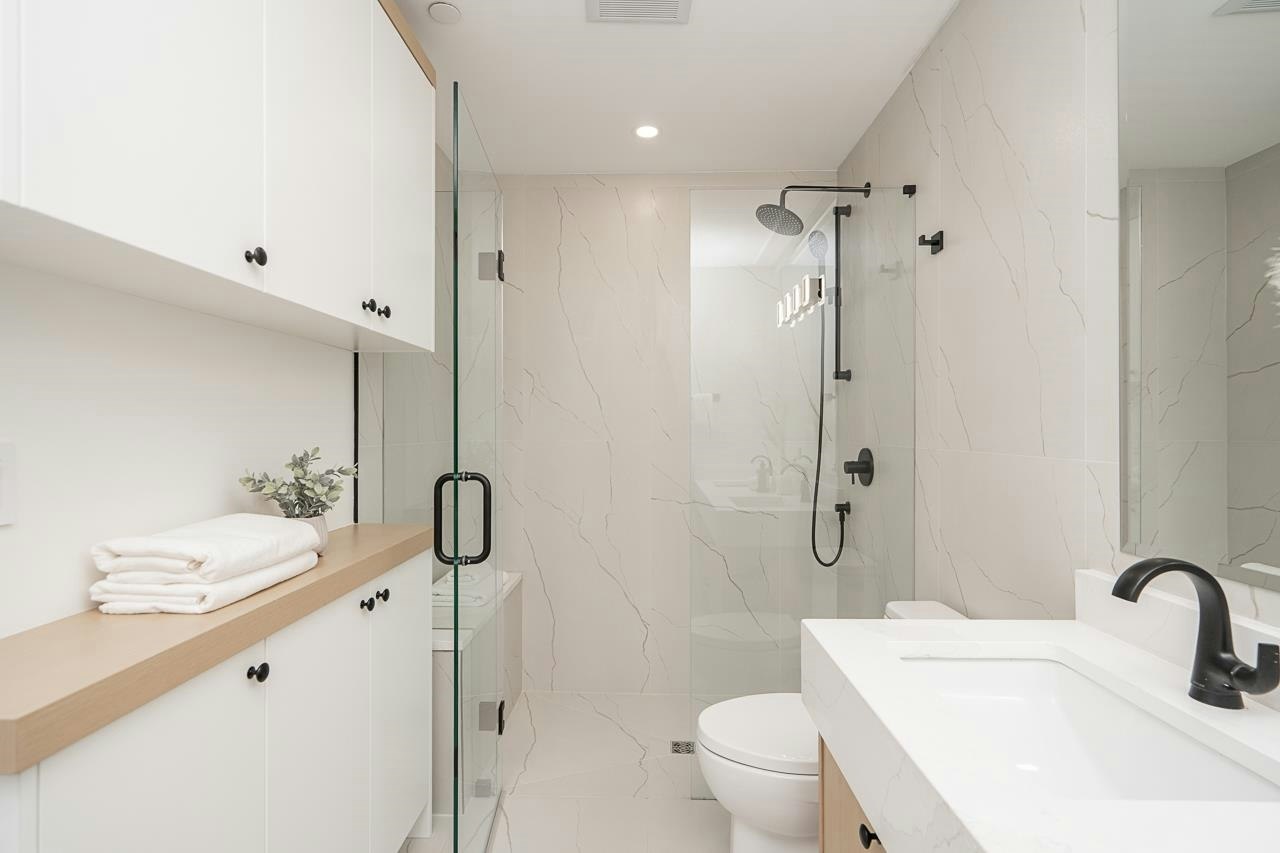 1-150 E 51st Avenue, Vancouver, BC, V5X 1C3 - 22
