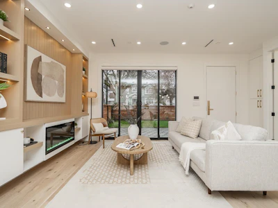 1-150 E 51st Avenue - 4
