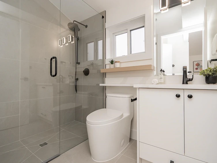 1-150 E 51st Avenue, Vancouver, BC, V5X 1C3 - 29