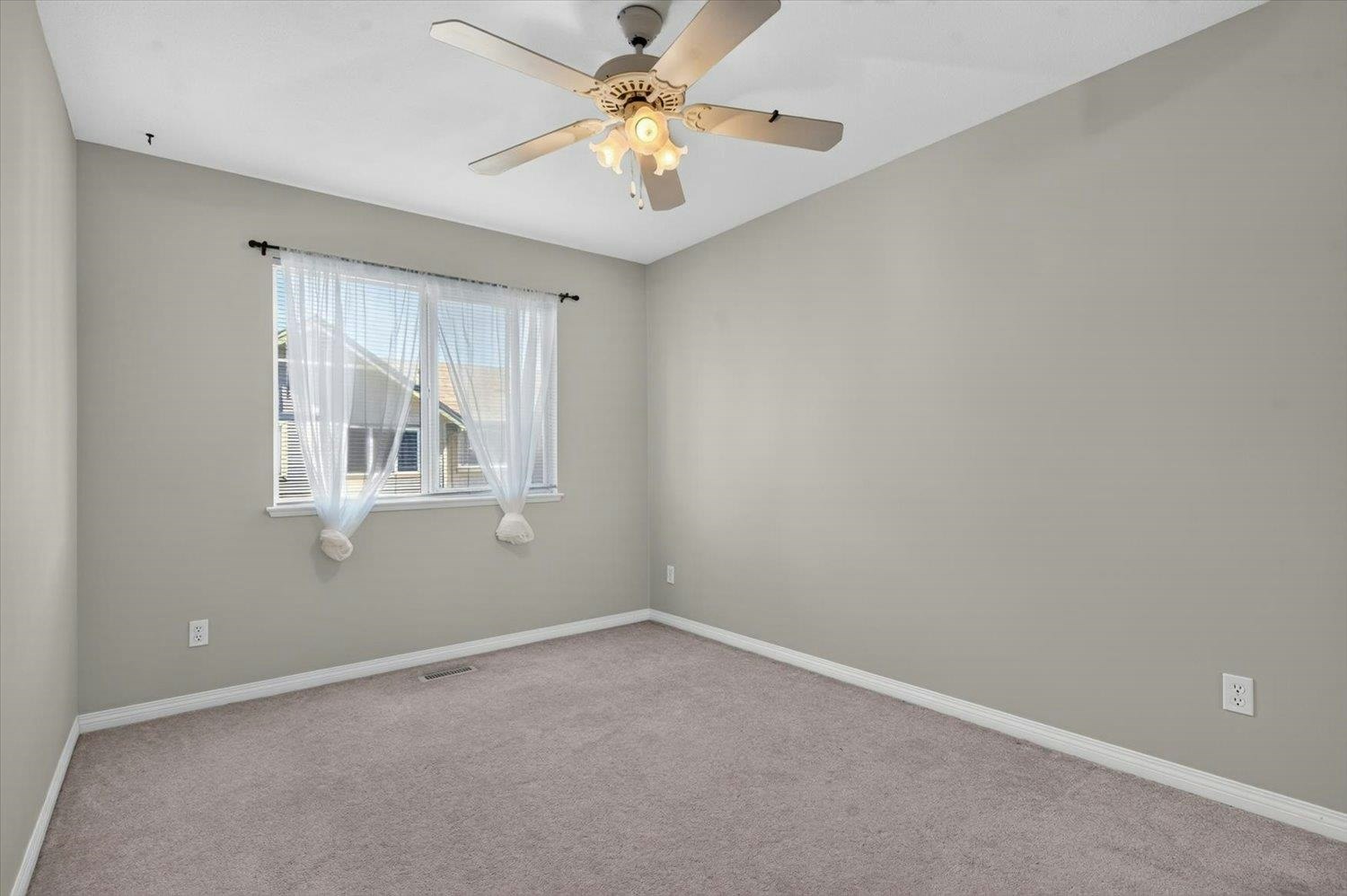 24-9470 Hazel Street, Chilliwack, BC, V2P 5N1 - 14