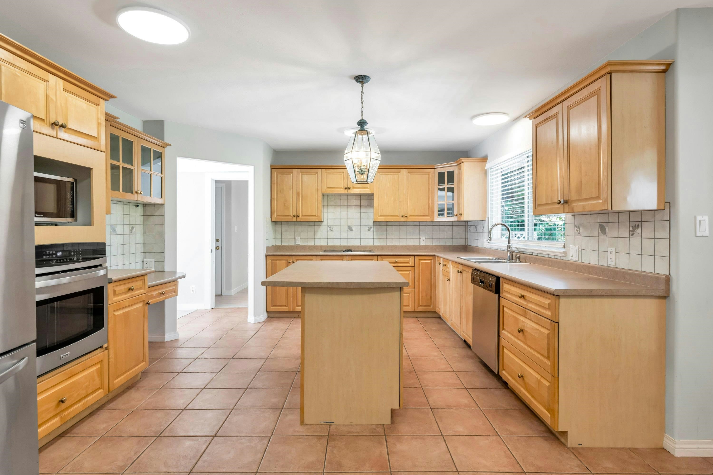 10291 Caithcart Road, Richmond, BC, V6X 1N3 - 6