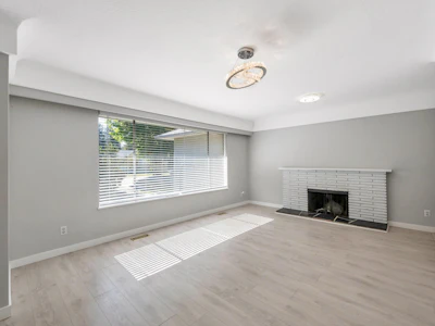 10291 Caithcart Road - 3