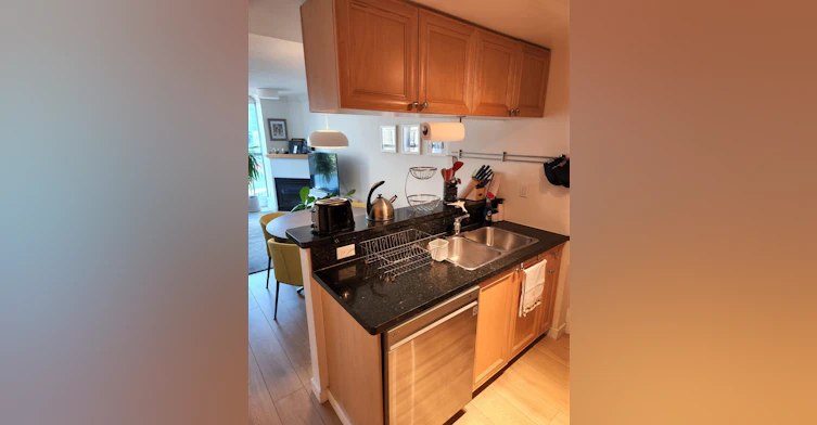 702-928 Richards Street, Vancouver, BC, V6B 3C1 - 6