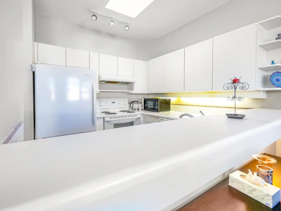 309-125 W 18th Street - 5