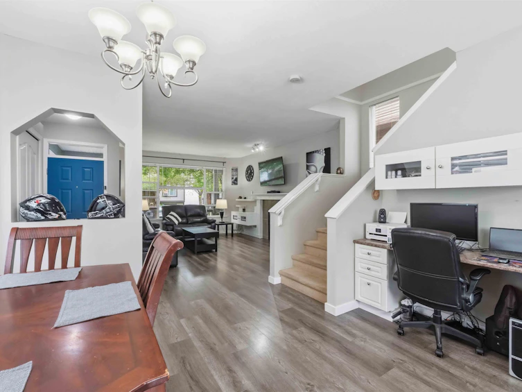 10288 243 Street, Maple Ridge, BC, V2W 1Y2 - 10