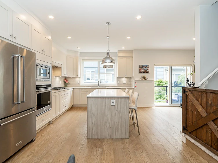 26-5377 8a Avenue, Delta, BC, V4M 0E2 - 8