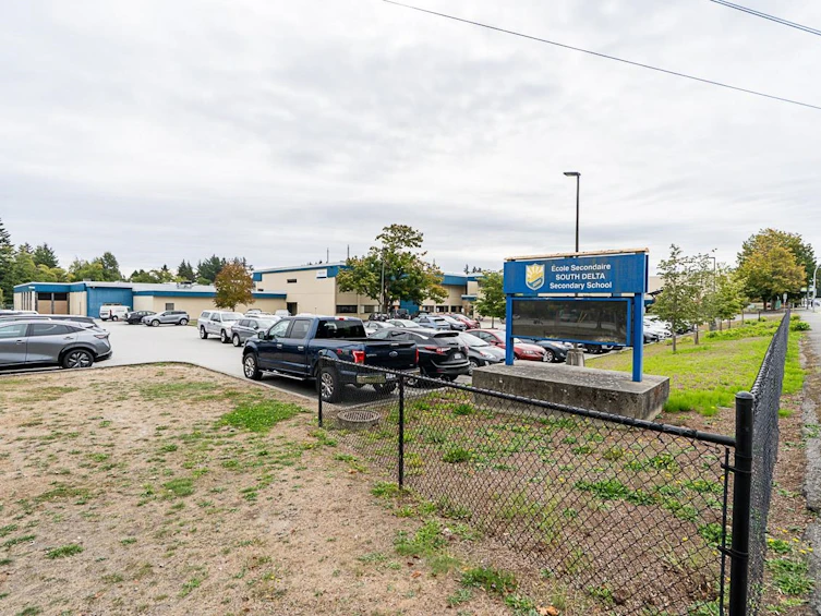 26-5377 8a Avenue, Delta, BC, V4M 0E2 - 34