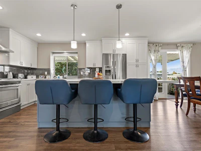 6445 Silverthorne Road - 4