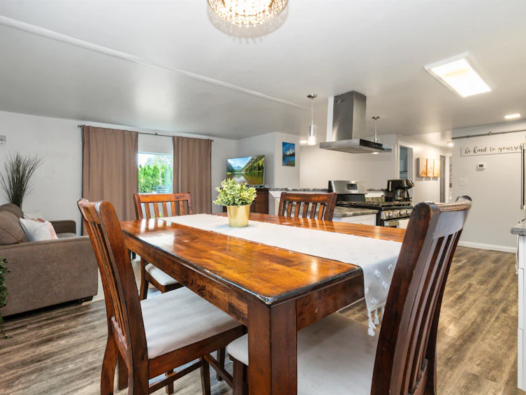 411 Emerald Avenue, Harrison Hot Springs, BC, V0M 1K0 - 13