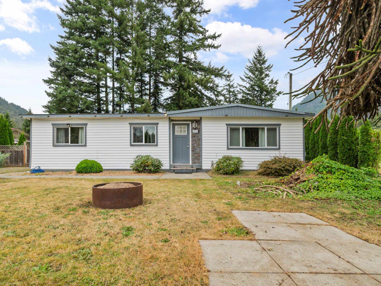 411 Emerald Avenue, Harrison Hot Springs, BC, V0M 1K0 - 4