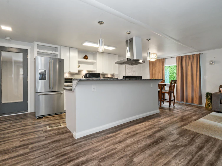 411 Emerald Avenue, Harrison Hot Springs, BC, V0M 1K0 - 8