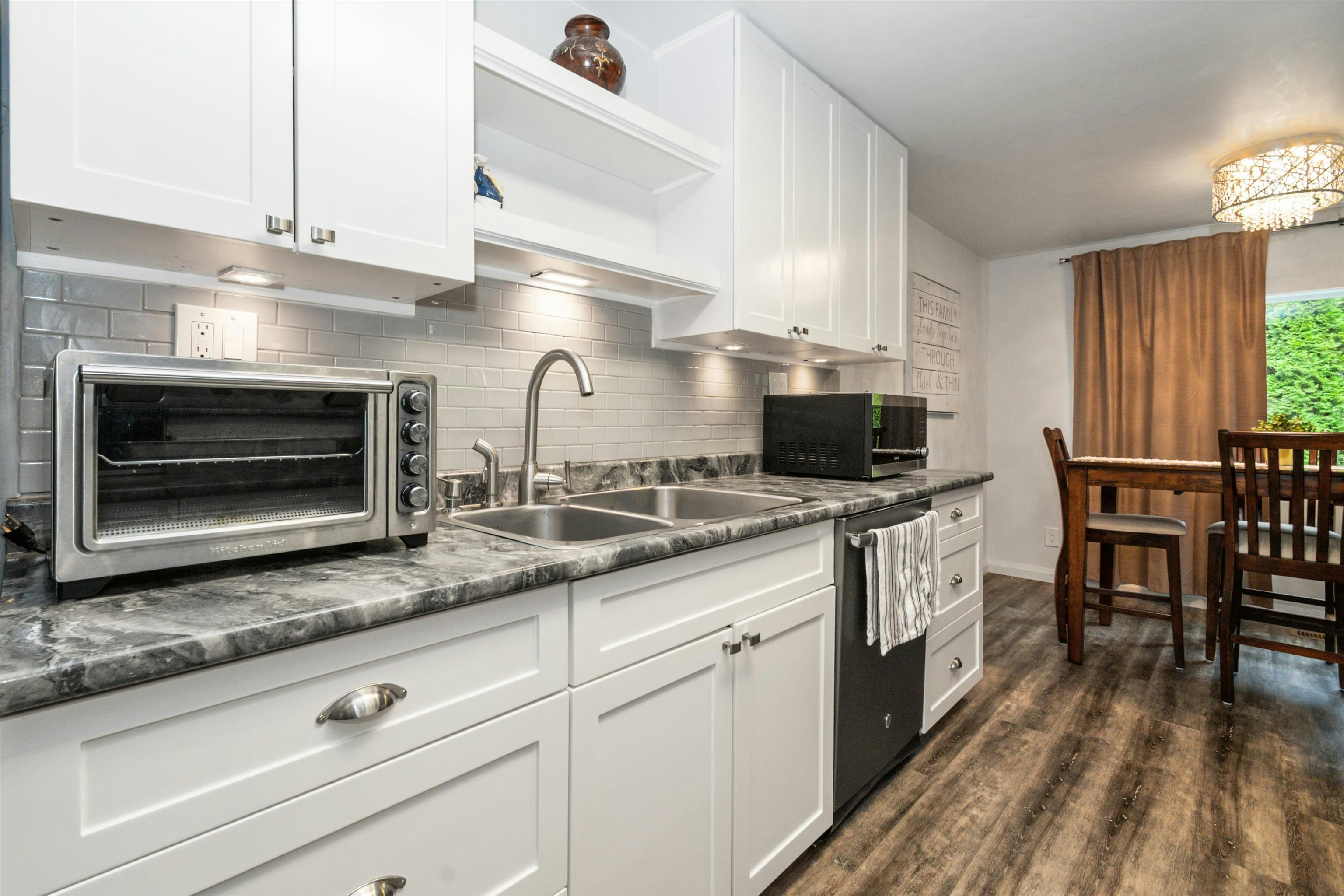 411 Emerald Avenue, Harrison Hot Springs, BC, V0M 1K0 - 10