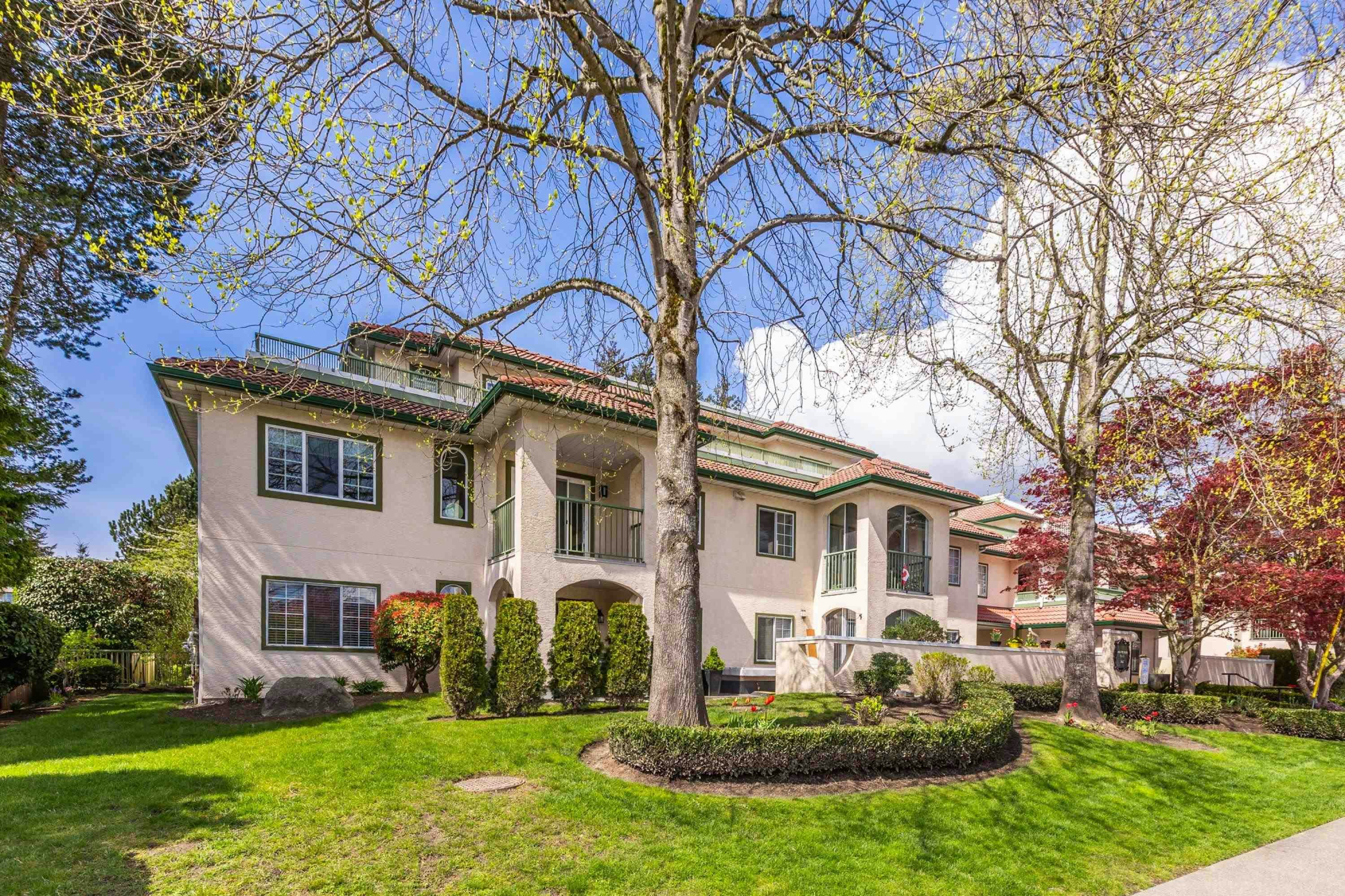 206-1447 Best Street, Surrey, BC, V4B 4E5
