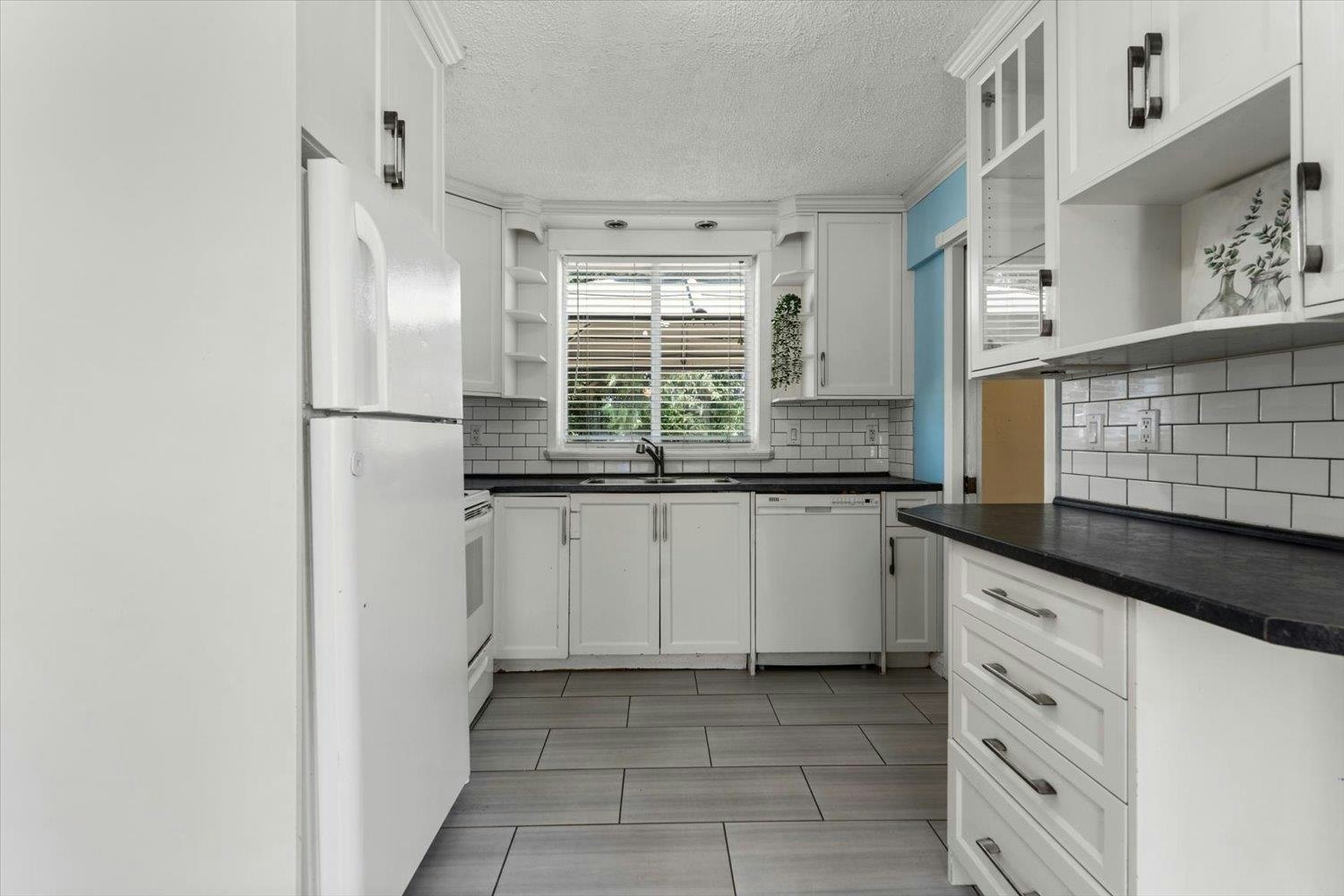 9260 Mcnaught Road, Chilliwack, BC, V2P 6E6 - 6