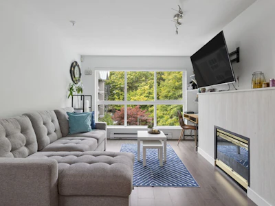 323-5900 Dover Crescent - 4