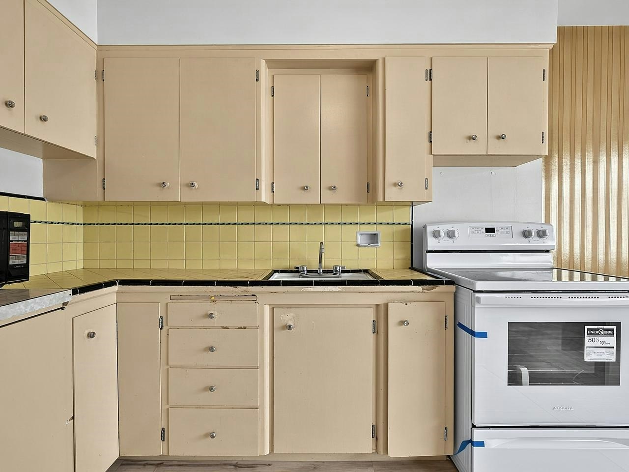 105-1879 Barclay Street, Vancouver, BC, V6G 1K7 - 13