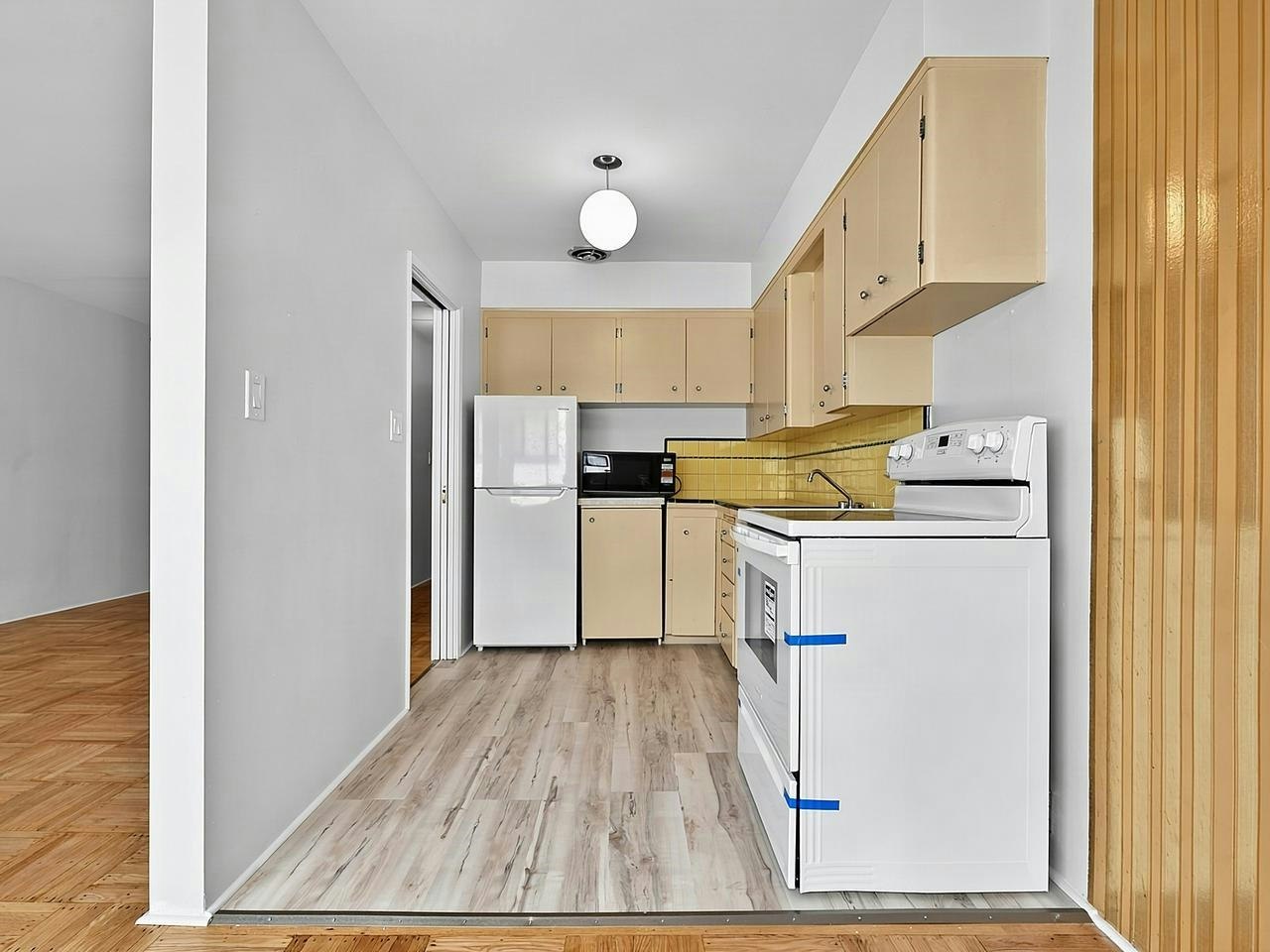 105-1879 Barclay Street, Vancouver, BC, V6G 1K7 - 11