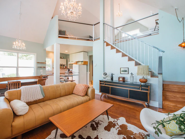 4981 Geer Road, Sechelt, BC, V7Z 0B9 - 4