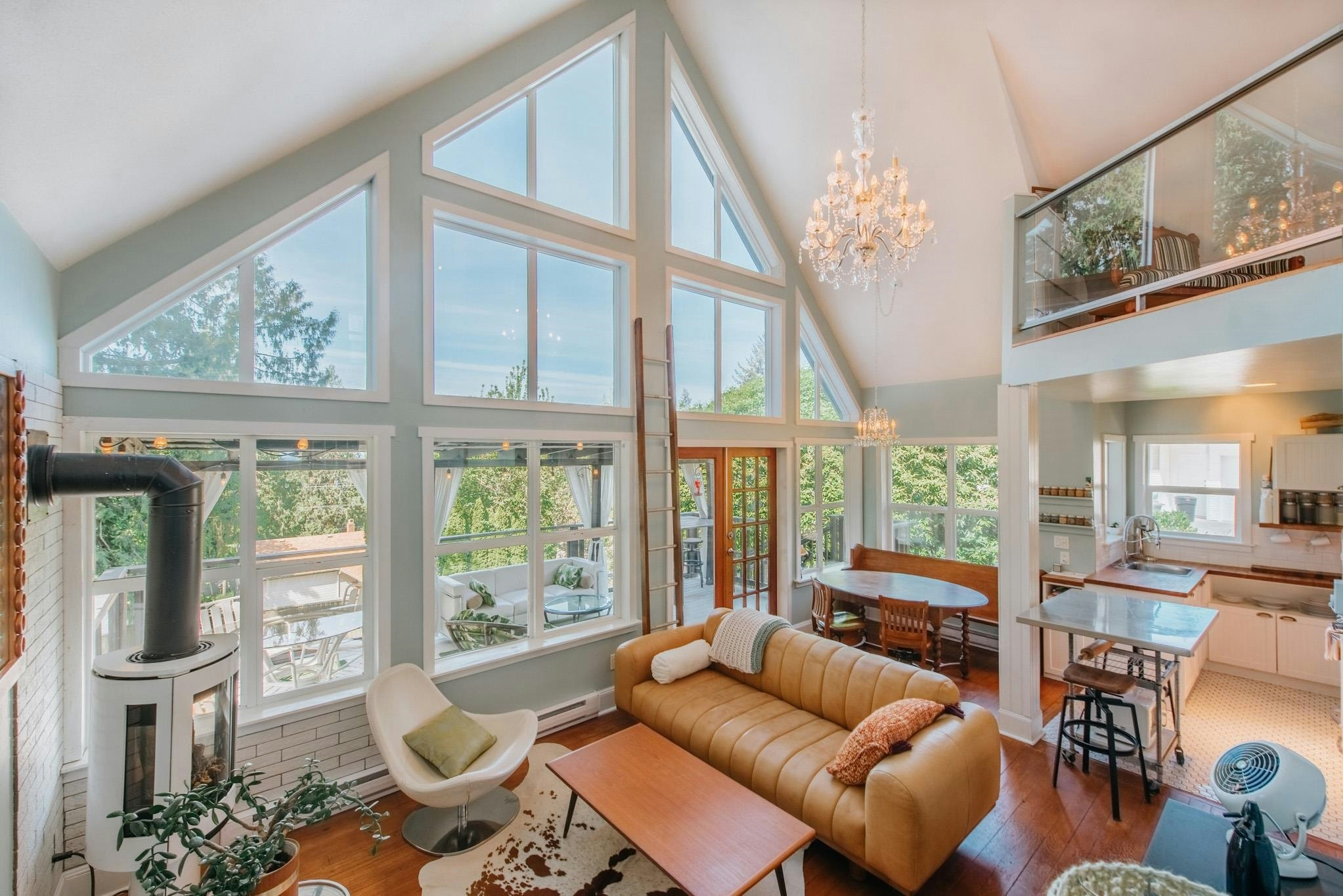 4981 Geer Road, Sechelt, BC, V7Z 0B9