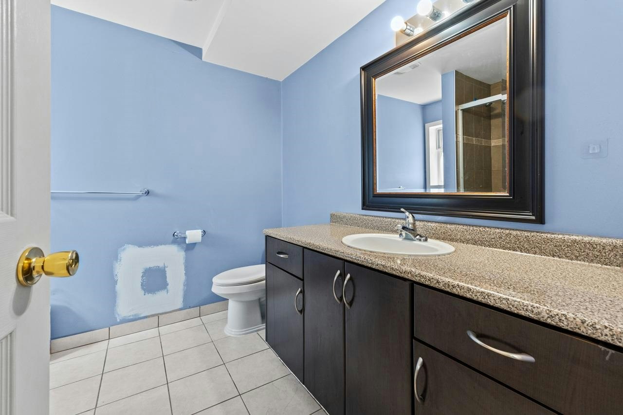 4330 Salish Drive, Vancouver, BC, V6N 3M7 - 8