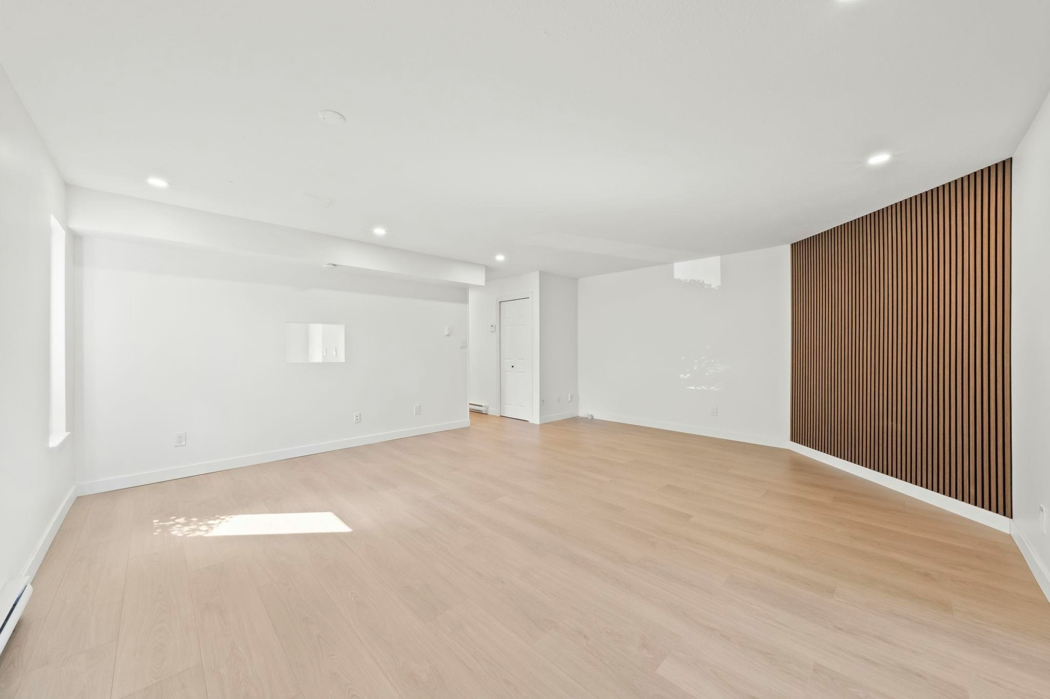 35-6100 Tiffany Boulevard - 5